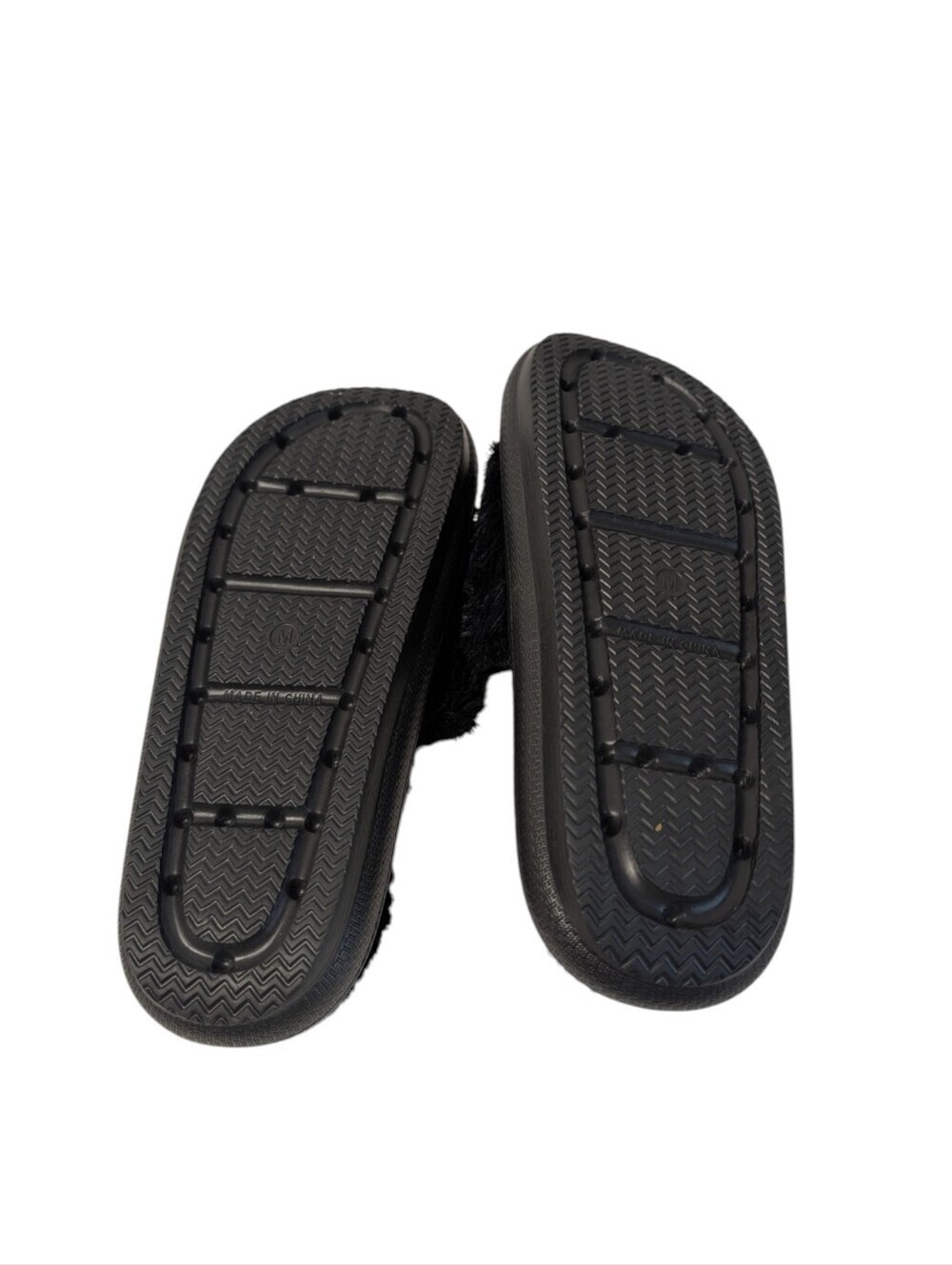 32 Degrees Heat Black Fuzzy Faux Fur Memory Foam Slide Slippers Size M - Picture 5 of 7